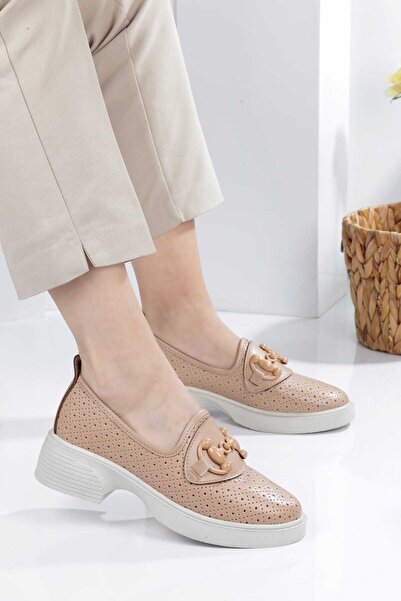 No 35 Toka Detaylı Delikli Kadın Loafer Ayakkabı