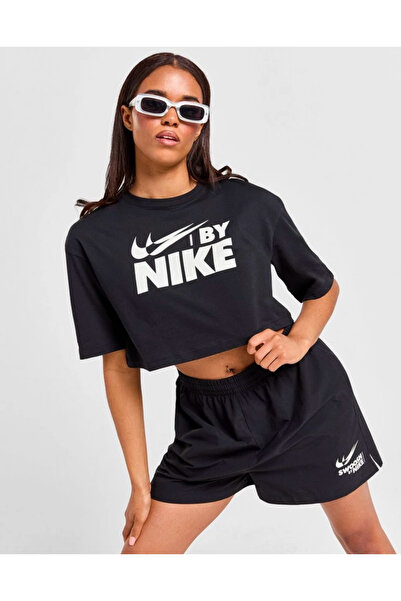 Nike Sportswear Gel Wide Cut & Off Shoulder Cropped Short-Sleeve Oversize Siyah Kadın Crop T-shirt