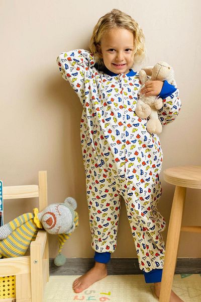 Luggi Baby White Boy's Sleeping Bag - Colorful Car Print, 1-6 Years