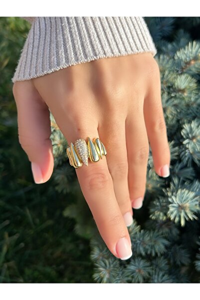 Liora سلسلة خاصة من حجر الزركون الذهبي ذو الشكل الهندسي قابل للتعديل