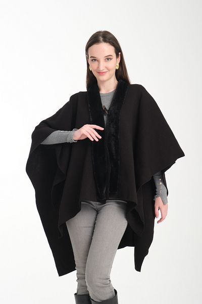 Wega Moda Fur Collar Knitwear Poncho, Women's Fur Detailed Poncho, Furry Knitwear Poncho, Furry Button Detailed Poncho