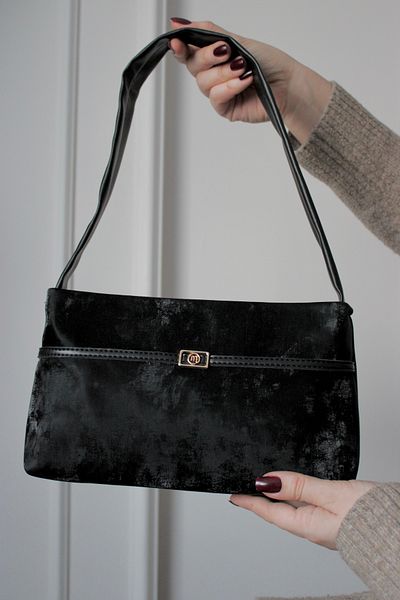 Mimoza Women's Velvet Textured Minimalist Hand / Shoulder Bag - Velvet Touch