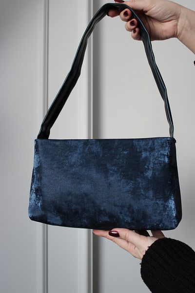 Mimoza Women's Velvet Textured Minimalist Hand / Shoulder Bag - Velvet Touch