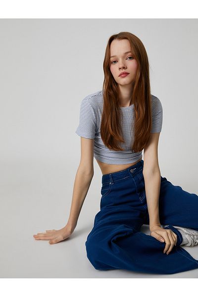 Koton Crop T-Shirt Short Sleeve Crew Neck Slim Cut