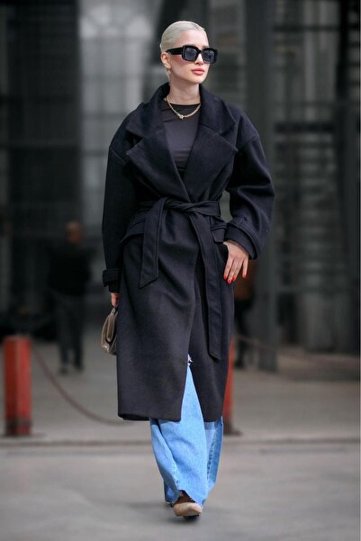 Seeh Long Black Oversize Women's Coat - Sh218