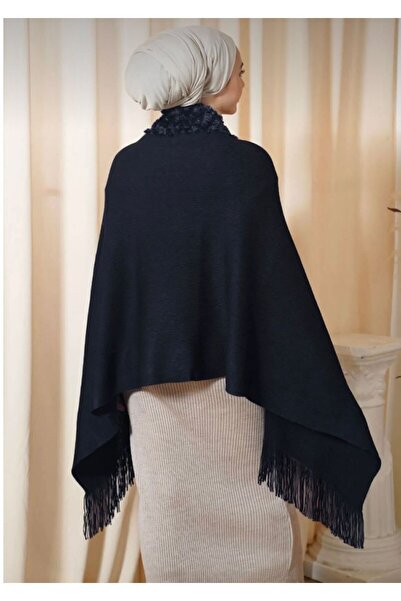 eslem butik Furry Winter and Seasonal Shoulder Shawl