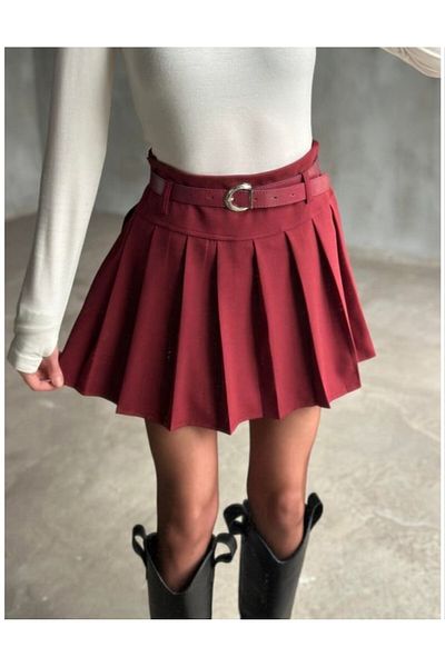 Leo Ferre Fusta mini de damă cu pliuri pline bordeaux, cu pantaloni scurți cu căptușeală cu curea