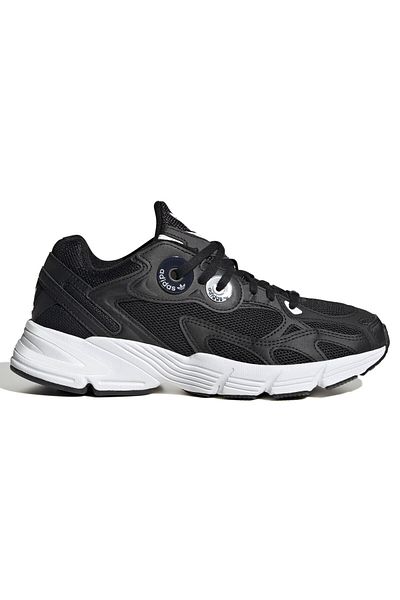 adidas Eredeti női tornacipő - Astir W Ie9886