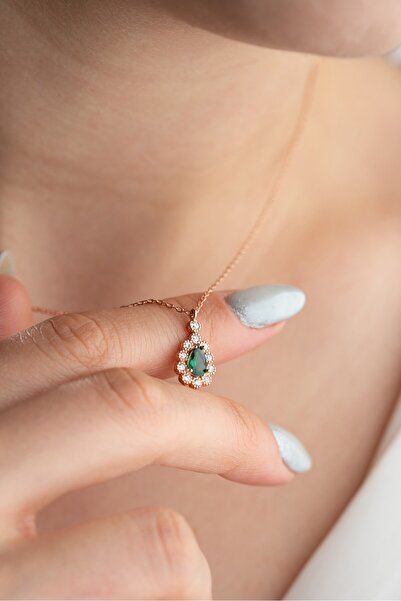 ESSARE 925 Ayar Gümüş Rose Kaplama Zümrüt Taşlı Kadın Kolye