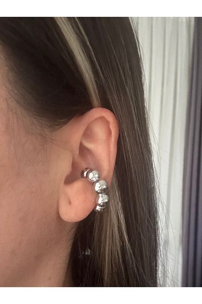 bijuxbymrv Big Ball Earcuff (Cartilage Earring)