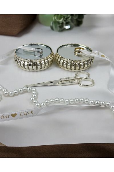 CyzHome Lucea Rises Silver Mirrored and Promise Scissors Set