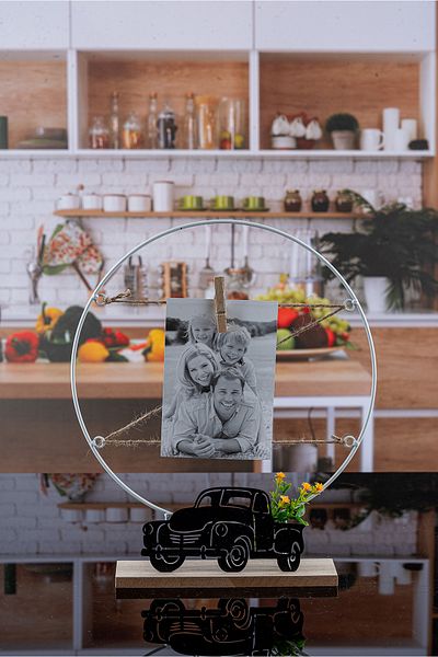 Lizzy Latched Drawstring Trolley Memory Frame Decorative Fotoraf Hanger