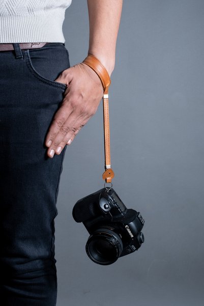 saraci leather craft Tüm Fotoğraf Makineleri İle Uyumlu Deri El Askısı