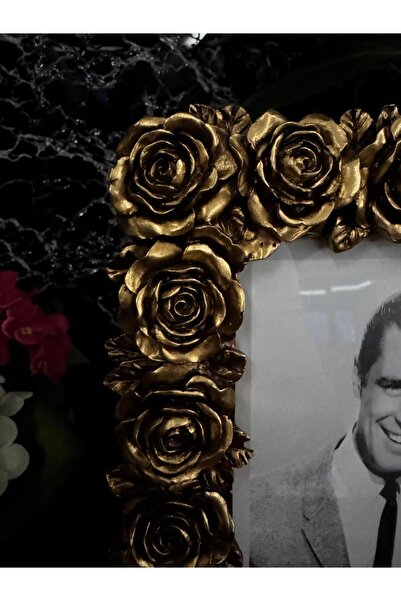 MGS COLLECTION Dekoratif Resim Çerçevesi Gül Motifli Polyester Çerçeve 15*20 cm