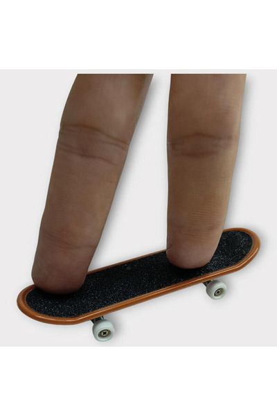 Angoravi Finger Skateboard Play Set - E