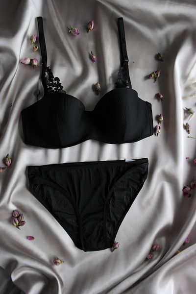 love secret Σετ Lotus ριγέ δαντέλα Bralet και εσώρουχα Γυναικεία εσώρουχα - Κομψό και άνετο σχέδιο