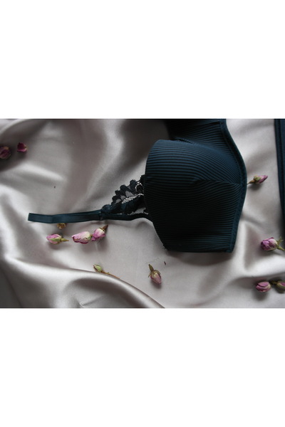 love secret Σετ Lotus ριγέ δαντέλα Bralet και εσώρουχα Γυναικεία εσώρουχα - Κομψό και άνετο σχέδιο