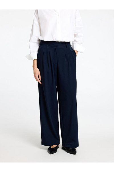 Selected Femme Hose mit weitem Bein Bundfalten