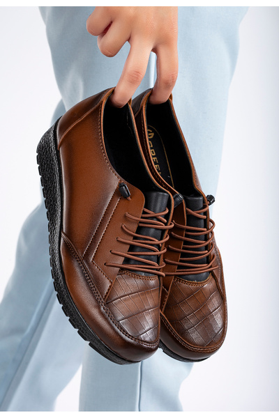 BERASHOES ŽENSKE CIPICE NA VEZANJE