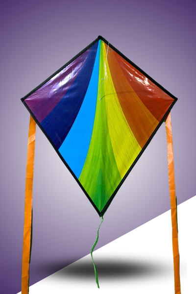 GÜLEN UÇURTMA Kumaş Çerçeveli Elmas Uçurtma / Rengarenk