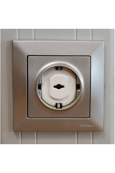 Sevi Bebe Socket Safety Art-8628