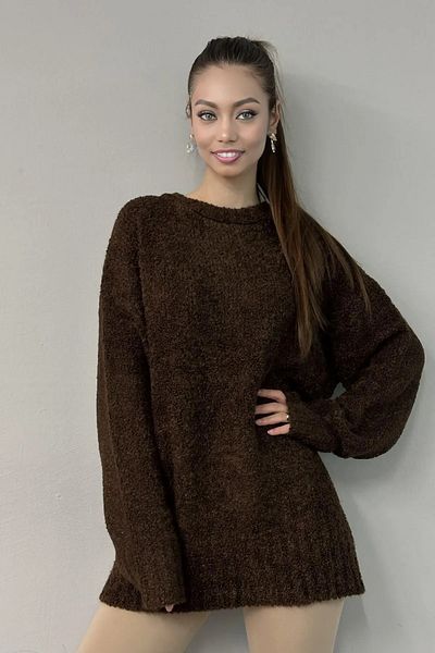 Butik La Lilies; Oversize Boucle Women's Sweater - Warm & Stylish Winter Design