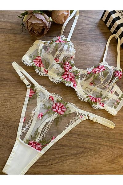 RUYAZ Lace Underwire Women's Underwear Bra Set