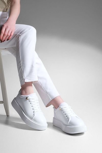 Marjin Damen-Sneaker, dicke Sohle, goldene Schnalle, detaillierte Schnür-Sportschuhe, Rofke, Weiß