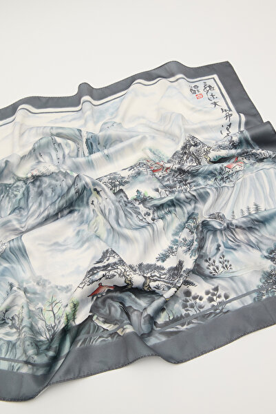 Manuka Anthrazitfarbener Halstuch mit Satinmuster – Valley