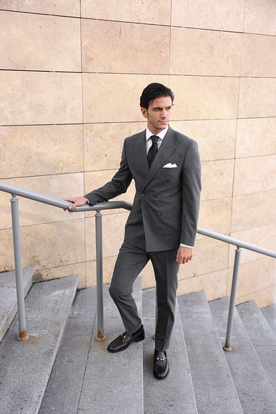 AEK FIORE Men's Gray Double Breasted Suit