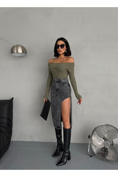 Zeo Basic Midi Skirt with Side Slit