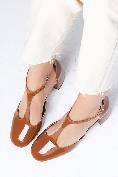 Mio Gusto Emma Tan Color Thick Heeled Women's Shoes