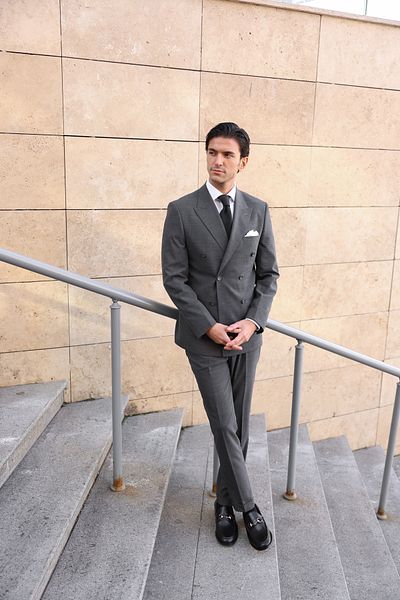 AEK FIORE Men's Gray Double Breasted Suit