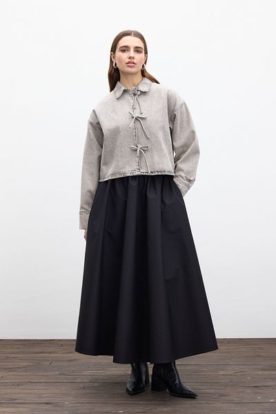 Manuka Anthrazitfarbene Denim-Schnürbluse