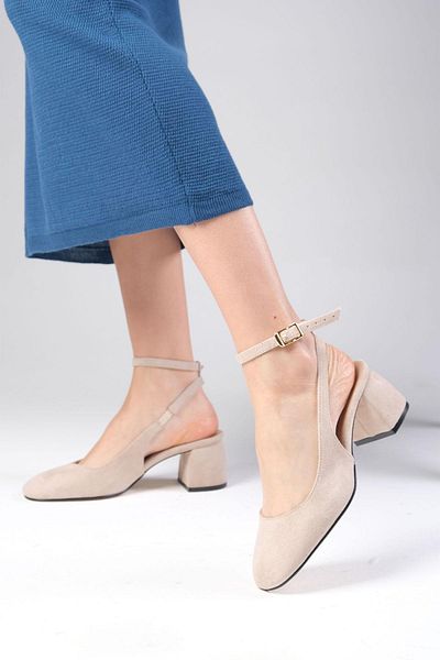 Mio Gusto Lia Beige Color Thick Heeled Women's Shoes