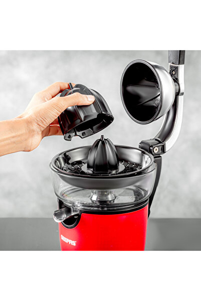 Geepas عصارة حمضيات مع فوهة من الفولاذ المقاوم للصدأ، 2 مخروط، مع مقبض، سلة فلتر بلاستيكية