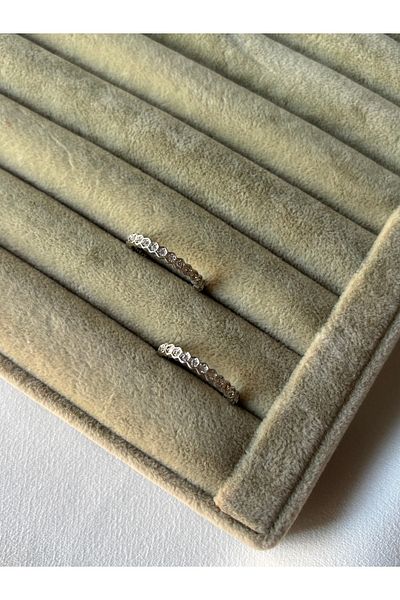 ringbox خاتم صغير من الحجر السداسي باللون الفضي