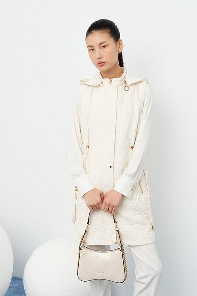 Nihan Slim Quilted Accessory Detailed Sports Vest Ecru