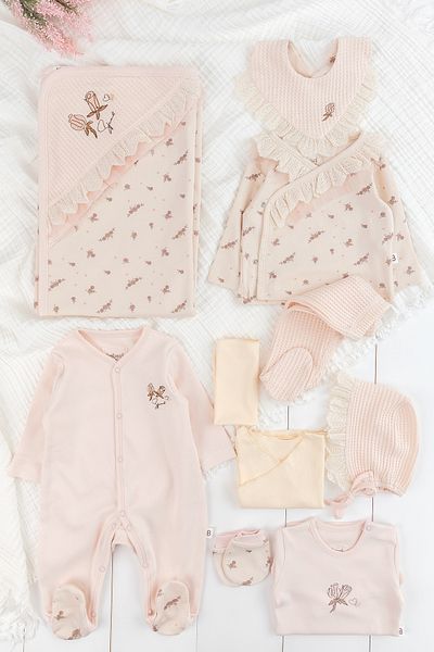 Babymod 100% Cotton Natural Floral Patterned 10-Piece Hospital Discharge Baby Set