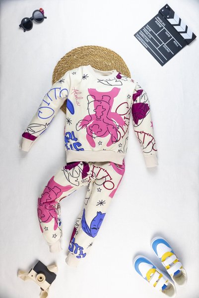 Yalçınoğlu Kids Yumuşacık Kumaşlarla Renkli ve Eğlenceli Çocuk Takım – Konforlu, Şık ve Günlük Kullanıma Uygun Kız