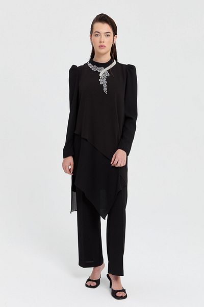 Nihan Black Tunic Suit with Stone Collar