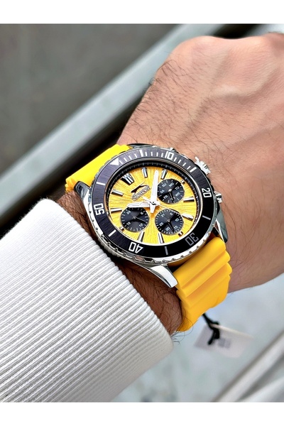 Slazenger Fonksiyonlu 5 Atm Su Geçirmez Silikon Kordon Erkek Kol Saati 2274