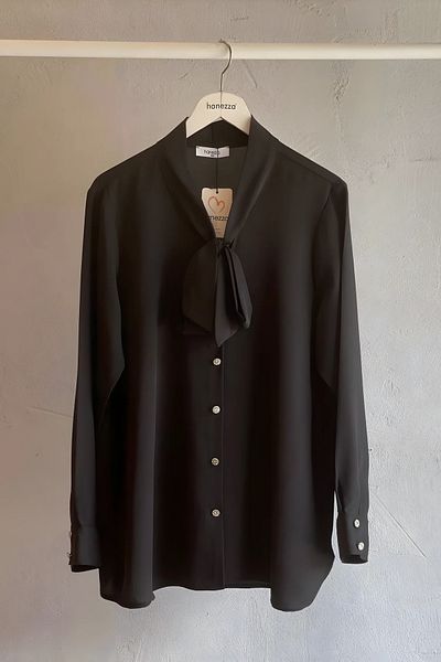 Hanezza Plus Size Jesica Tie Collar Shirt