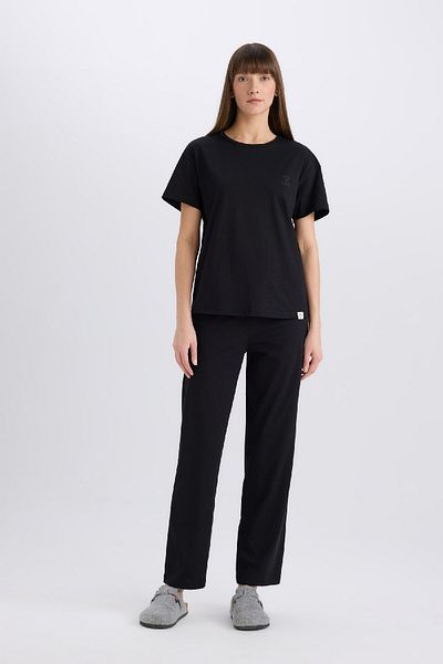 DeFacto Pyjama-Set zum Verlieben – Rundhalsausschnitt, kurze Ärmel, elastische obere Taille, langer Boden E5820AX25