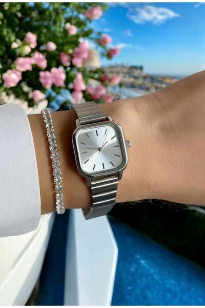 DARK BLANC ساعة يد نسائية معدنية كلاسيكية باللون الفضي