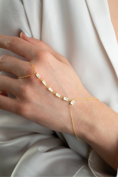 ESSARE 925 Ayar Gümüş Gold Kaplama Dikdörtgen Model Baget Taşlı Şahmeran Bile...