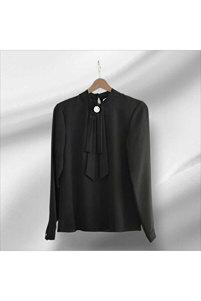 Valens Yaka Detaylı Broş Hediyeli Uzun Kol Gömlek