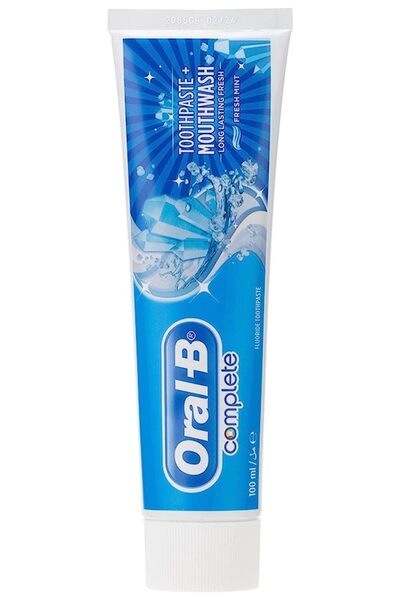 Oral-B فرشاة أسنان أورال بي كومبليت ناتشورال M&T 100 مل