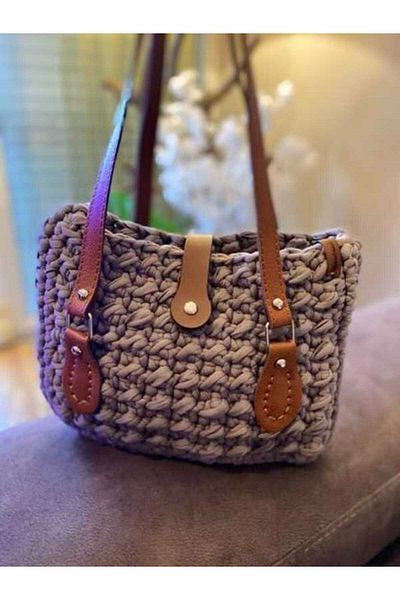 Liva Hand Knitted Shoulder Bag
