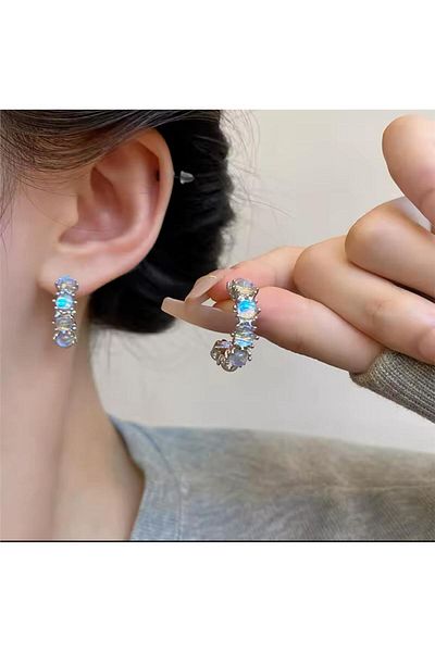 Pelin Aksesuar Buğulu White Shiny Stone Hoop Earrings